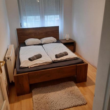 Kiskucko Apartman Hajdúszoboszló Buitenkant foto