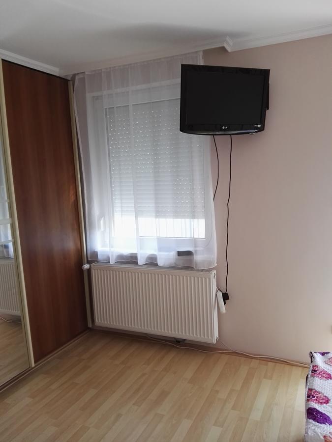 Kiskucko Apartman Appartement Hajdúszoboszló Buitenkant foto