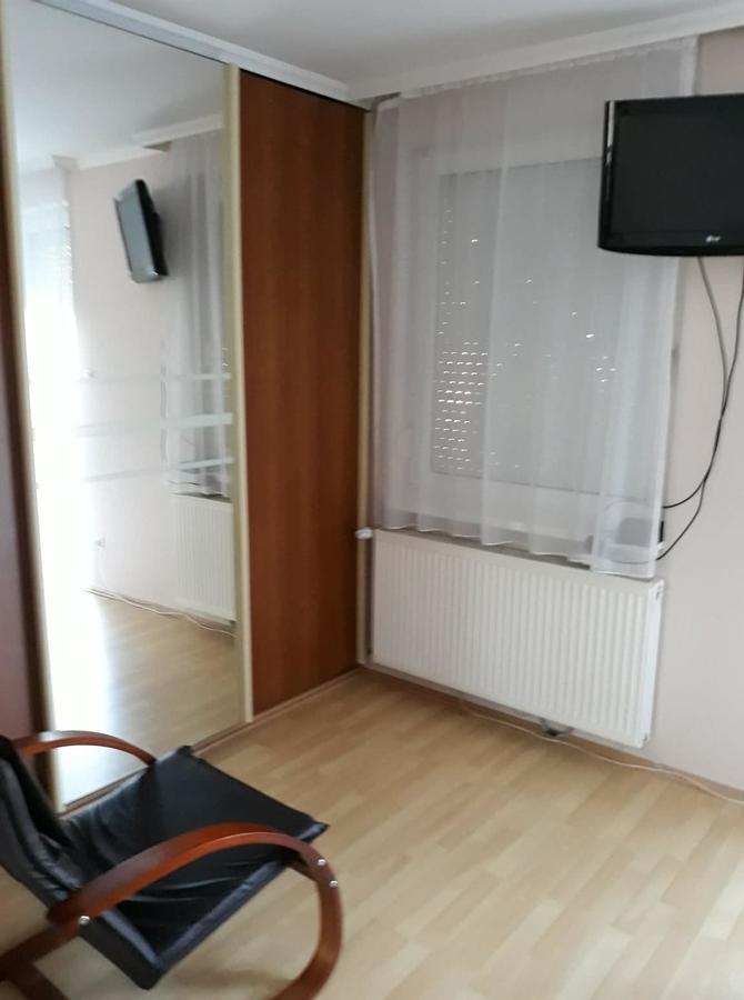 Kiskucko Apartman Appartement Hajdúszoboszló Buitenkant foto